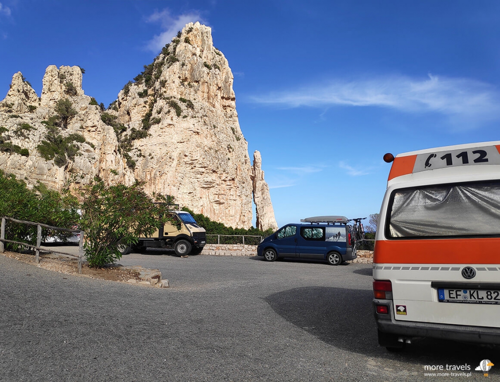 Pedra Longa parking